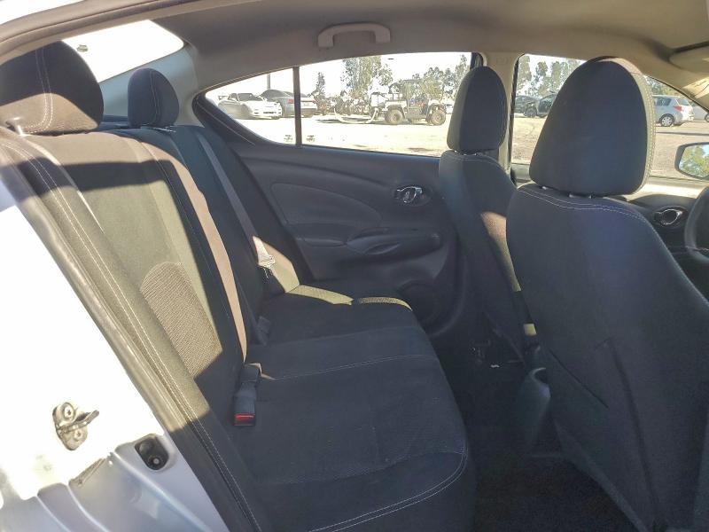 Фото 10 - NISSAN VERSA