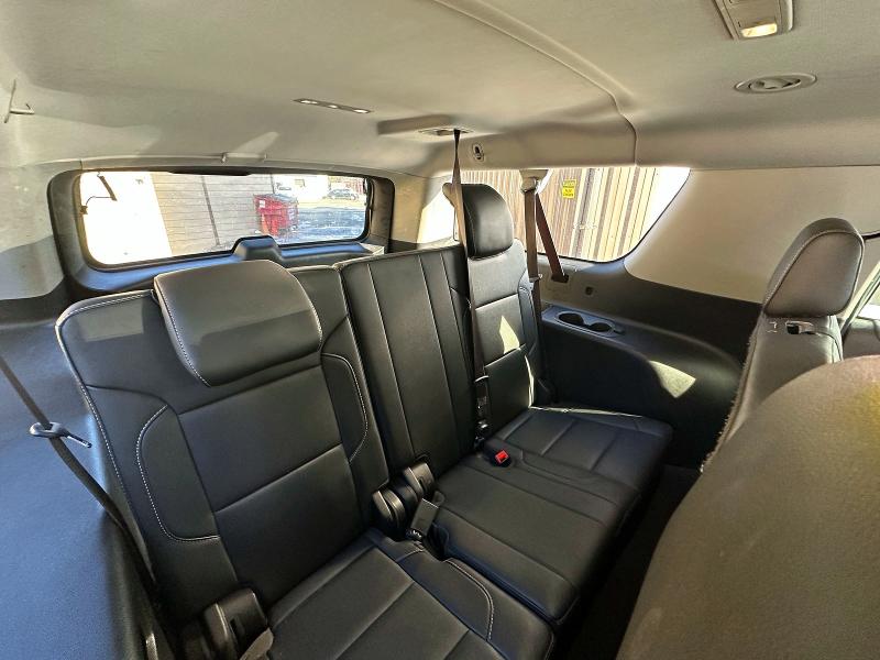 Фото 12 - CHEVROLET SUBURBAN