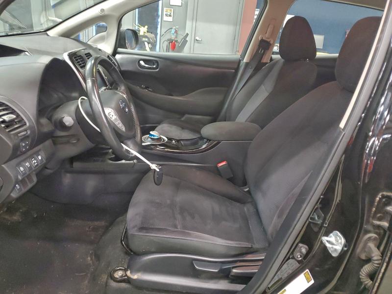 Фото 7 - NISSAN LEAF