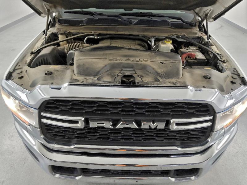 Фото 11 - RAM 2500