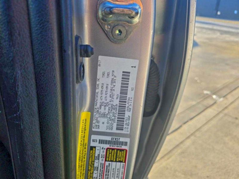 Фото 10 - TOYOTA TUNDRA