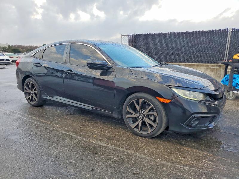 Фото 4 - HONDA CIVIC