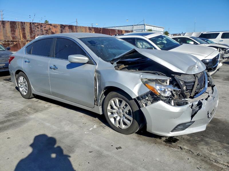 Фото 4 - NISSAN ALTIMA