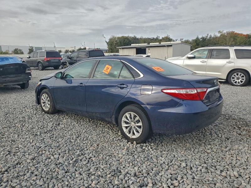 Фото 2 - TOYOTA CAMRY