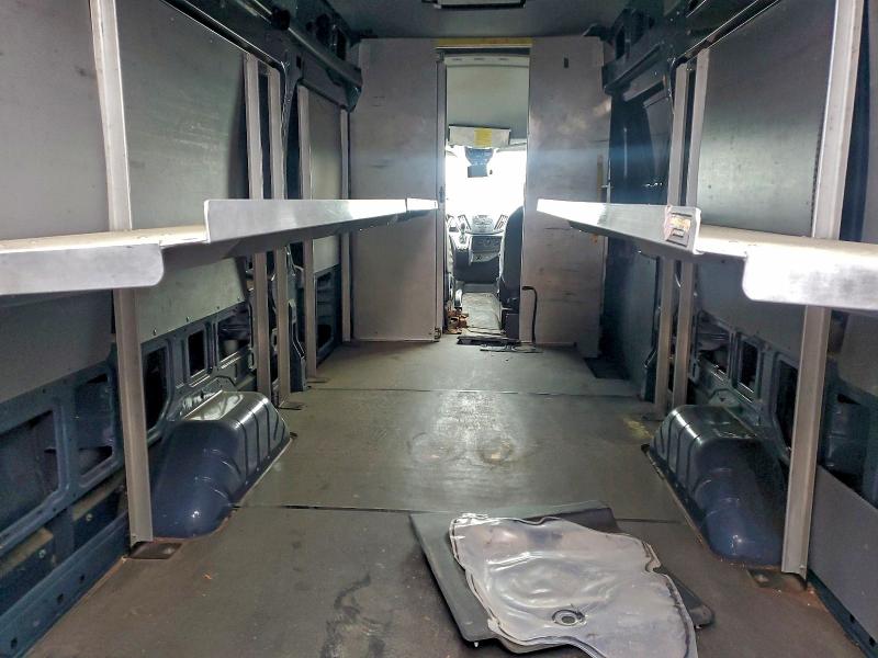 Фото 10 - FORD TRANSIT