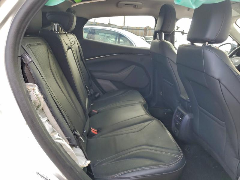 Фото 10 - FORD MUSTANG