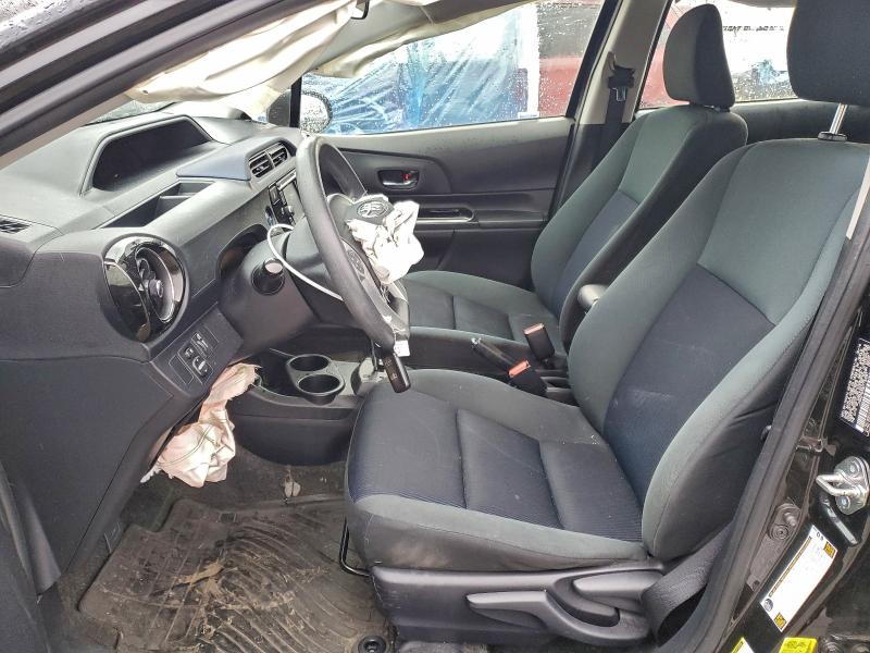 Фото 7 - TOYOTA PRIUS