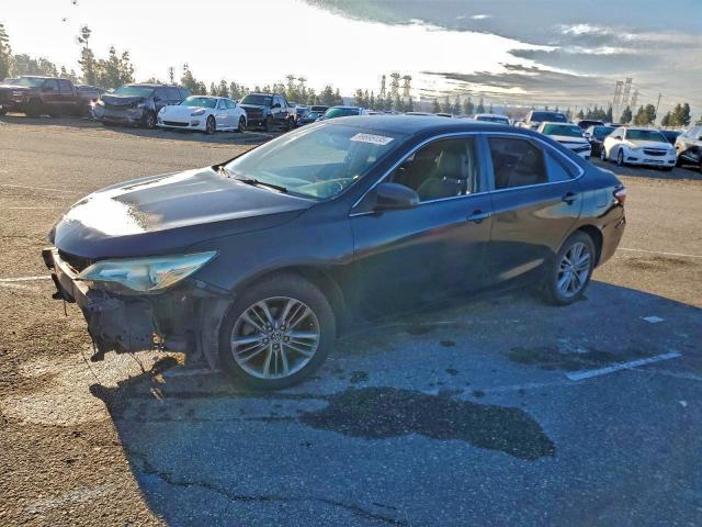 Фото 1 - TOYOTA CAMRY