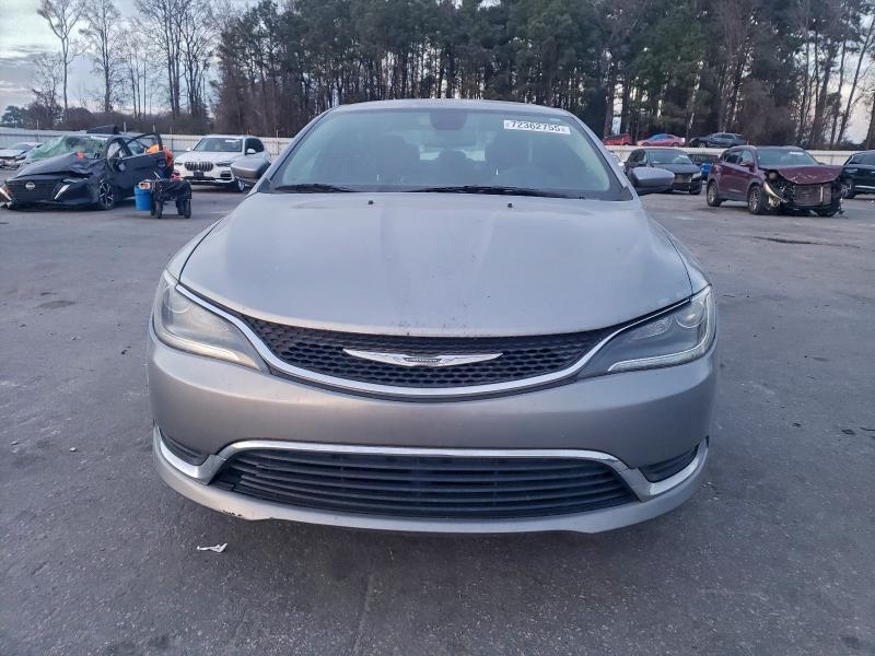 Фото 5 - CHRYSLER 200