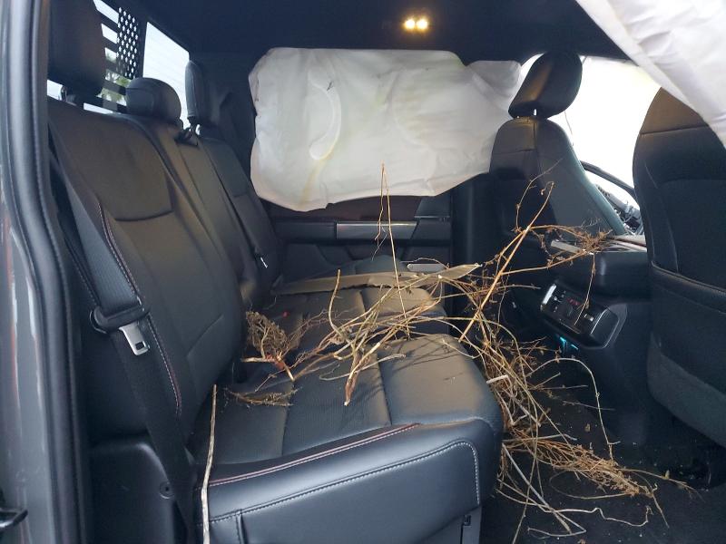 Фото 10 - FORD F-150