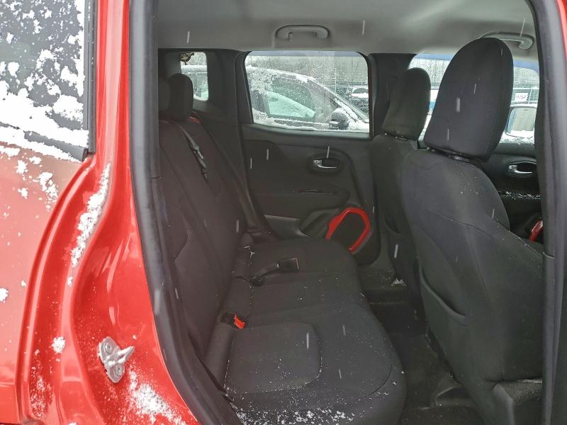 Фото 10 - JEEP RENEGADE