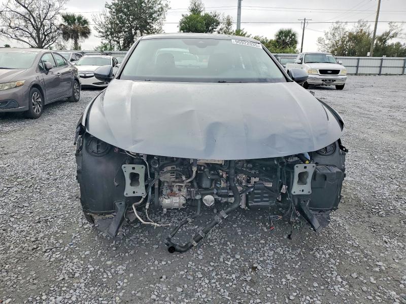 Фото 5 - VOLKSWAGEN JETTA