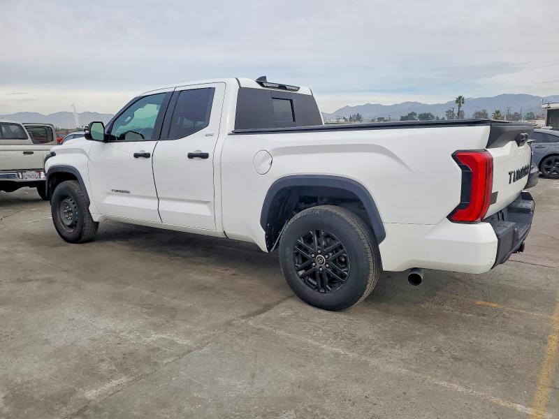 Фото 2 - TOYOTA TUNDRA