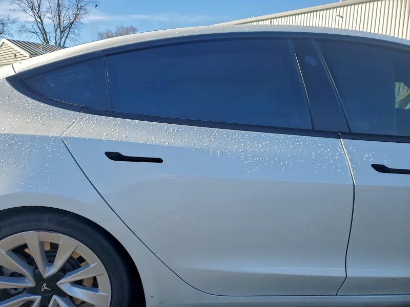 Фото 10 - TESLA MODEL 3