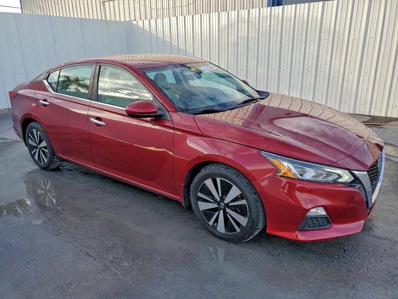 Фото 4 - NISSAN ALTIMA