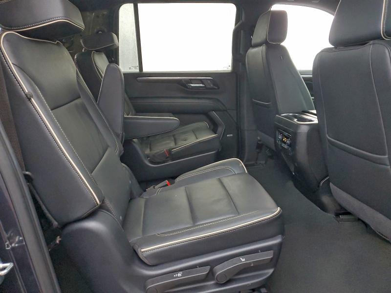 Фото 11 - CHEVROLET SUBURBAN