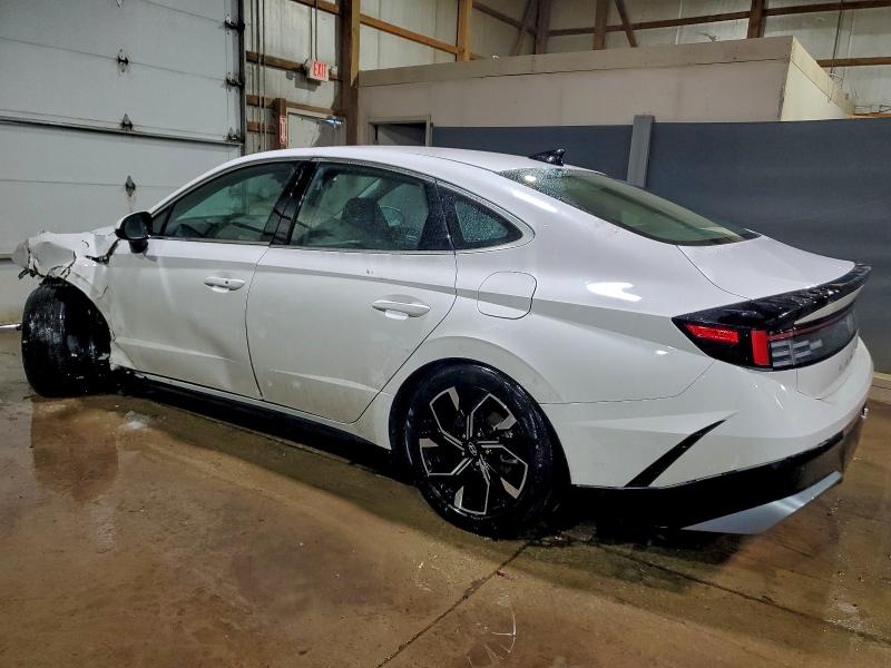 Фото 2 - HYUNDAI SONATA