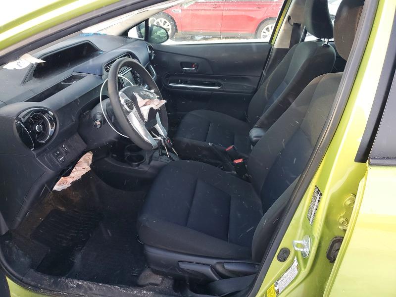 Фото 7 - TOYOTA PRIUS