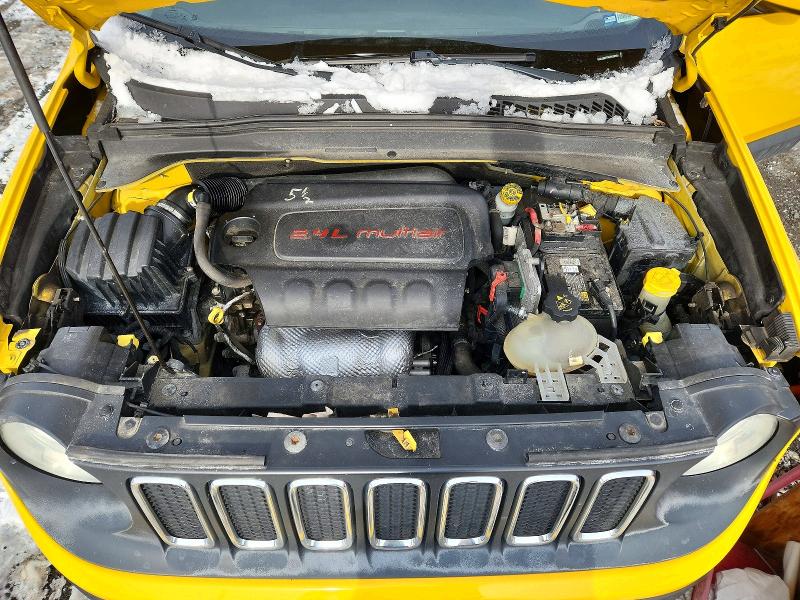 Фото 11 - JEEP RENEGADE