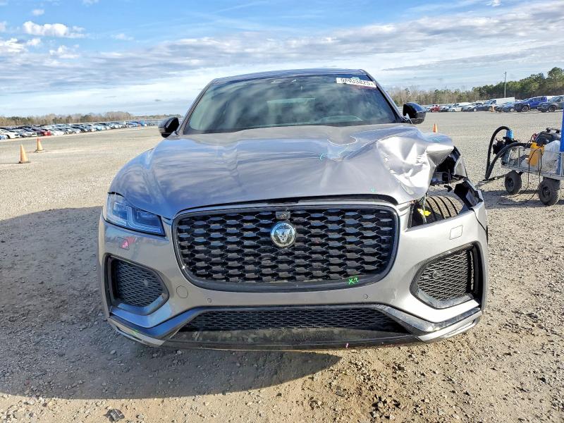 Фото 5 - JAGUAR F-PACE