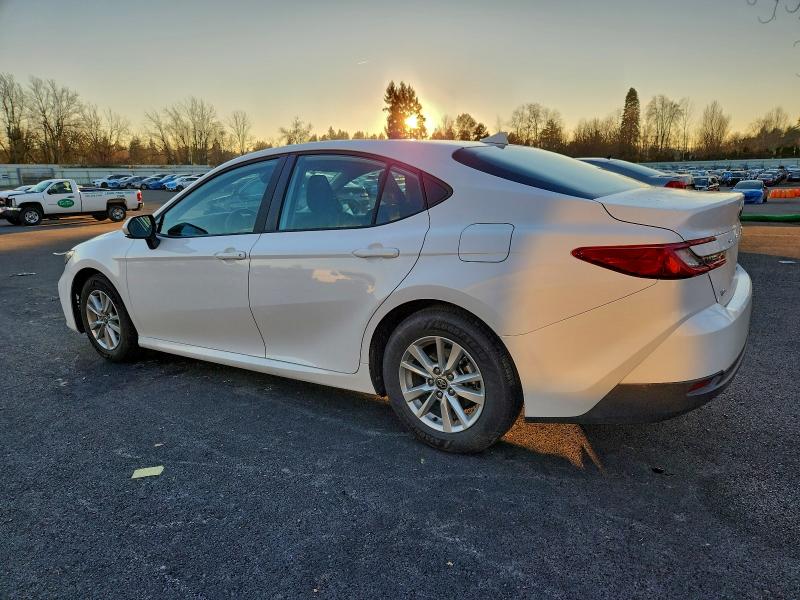 Фото 2 - TOYOTA CAMRY