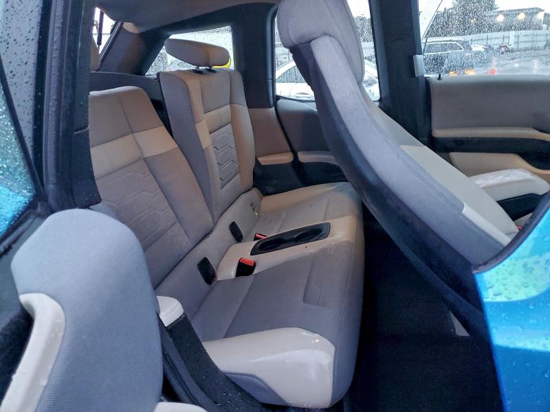 Фото 10 - BMW I SERIES