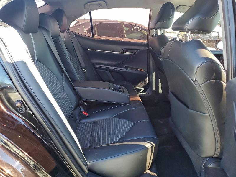 Фото 10 - TOYOTA CAMRY