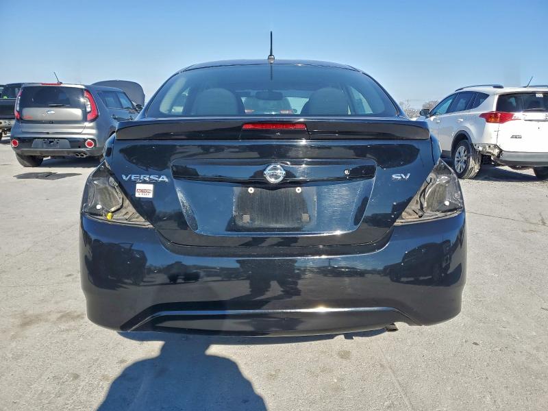 Фото 6 - NISSAN VERSA