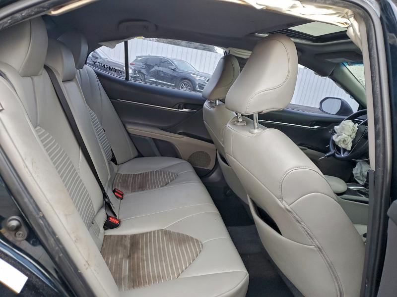 Фото 10 - TOYOTA CAMRY