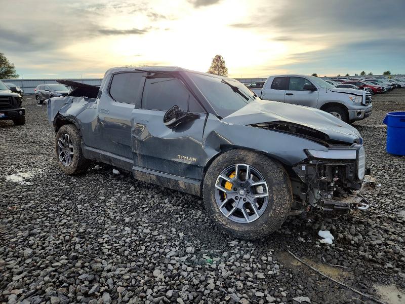 Фото 4 - RIVIAN RIT