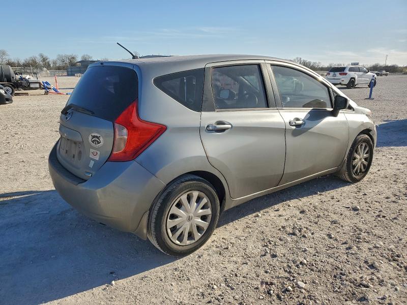 Фото 3 - NISSAN VERSA