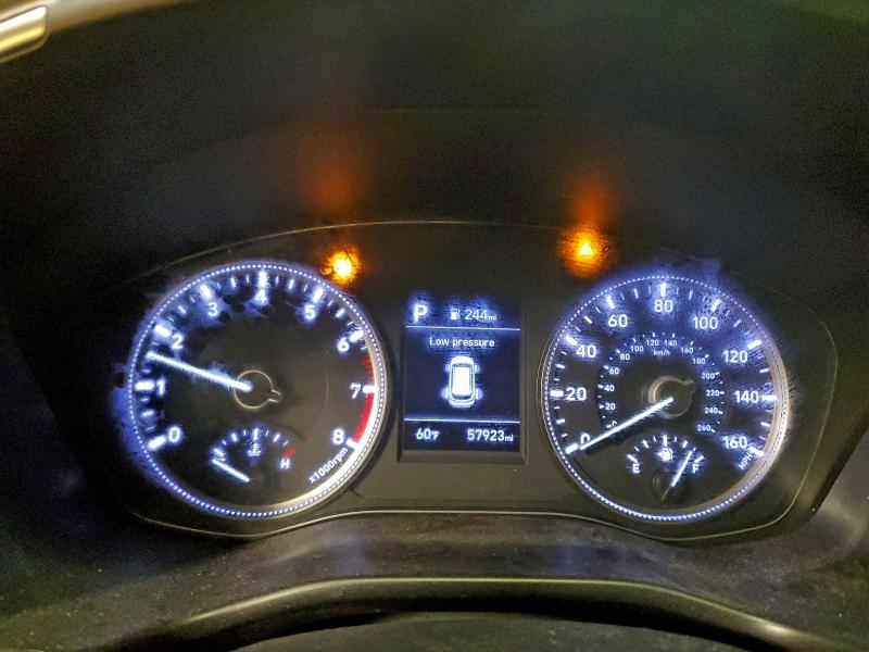 Фото 9 - HYUNDAI SANTA FE