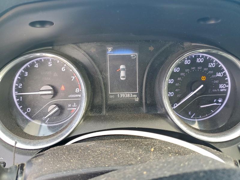 Фото 9 - TOYOTA CAMRY