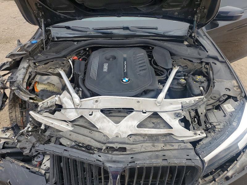 Фото 11 - BMW 7 SERIES