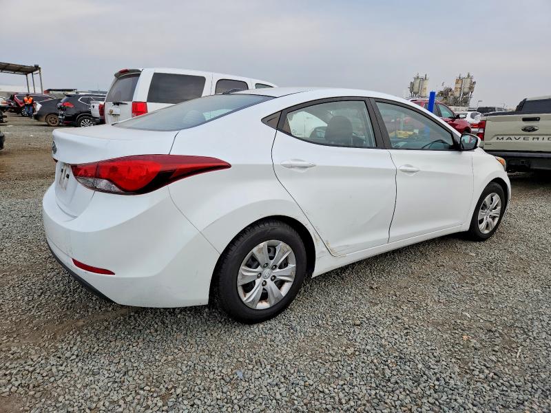 Фото 3 - HYUNDAI ELANTRA