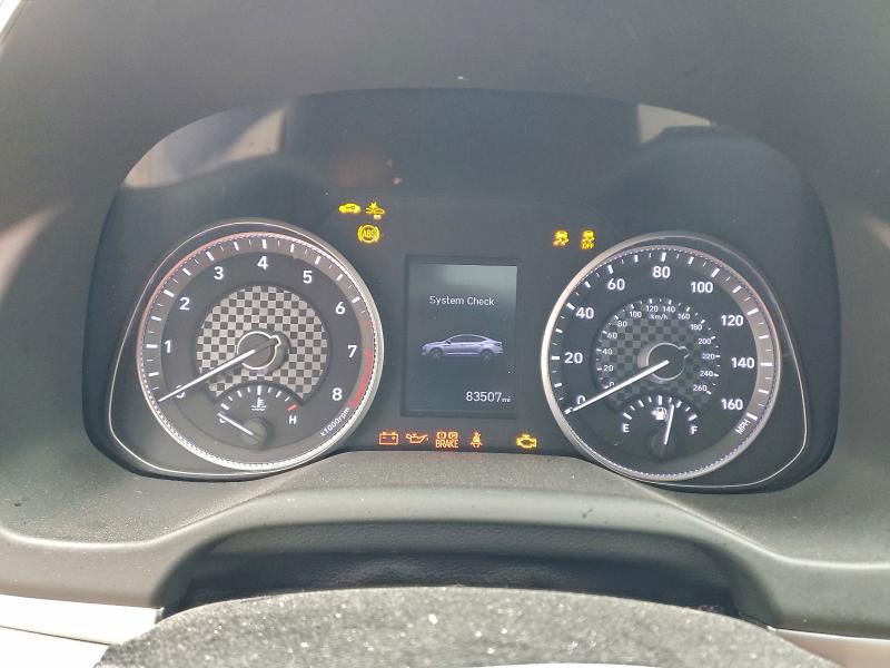 Фото 9 - HYUNDAI ELANTRA