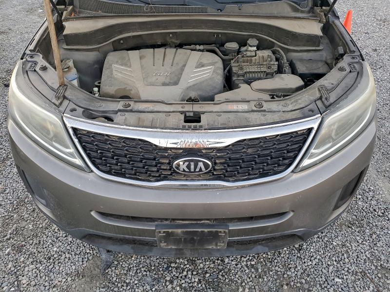 Фото 12 - KIA SORENTO