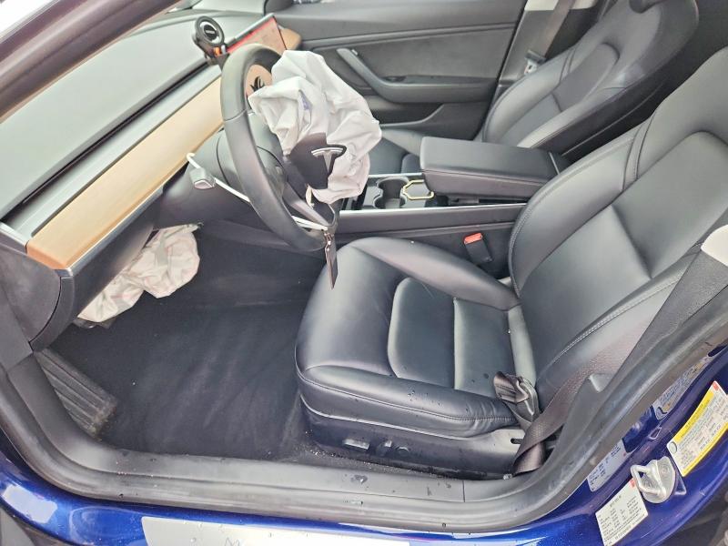 Фото 7 - TESLA MODEL 3