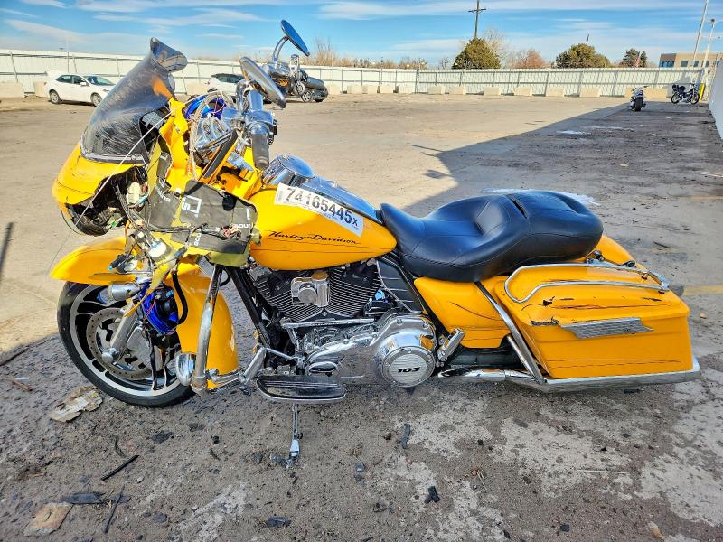 HARLEY-DAVIDSON FL 2012