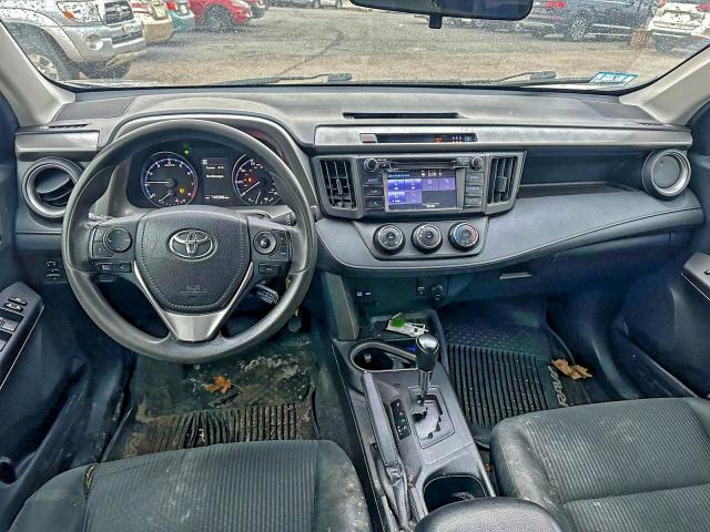 Фото 9 - TOYOTA RAV4