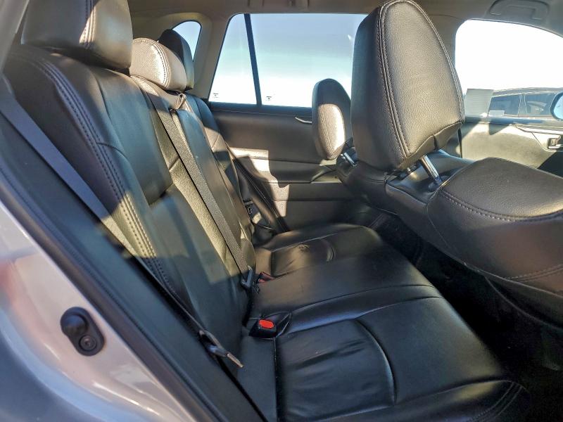 Фото 11 - TOYOTA RAV4