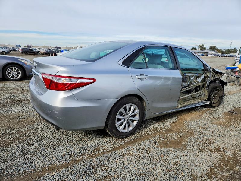 Фото 3 - TOYOTA CAMRY