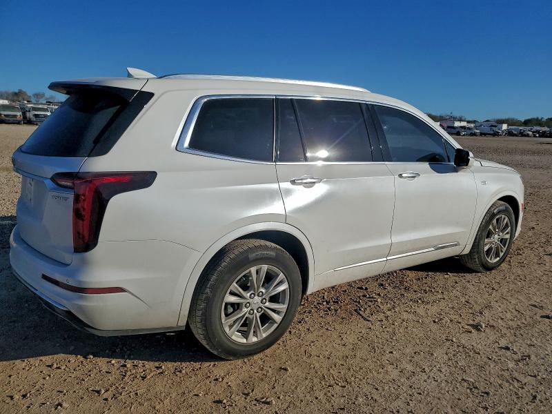 Фото 3 - CADILLAC XT6