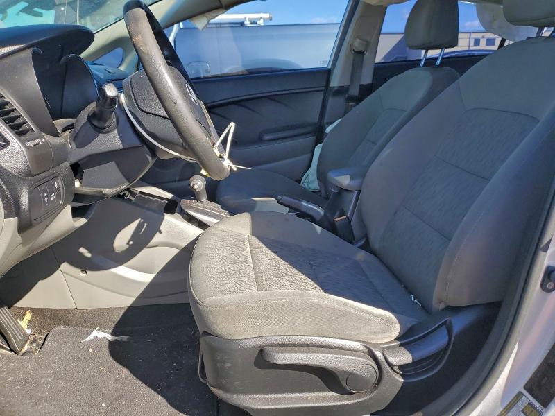 Фото 7 - KIA FORTE