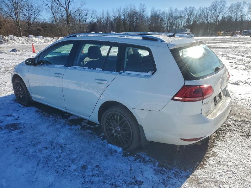 Фото 2 - VOLKSWAGEN GOLF