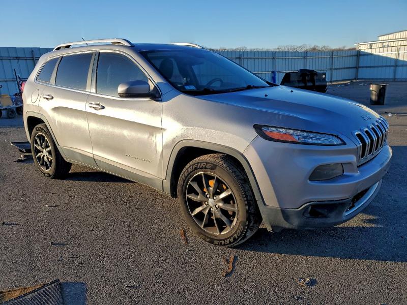 Фото 4 - JEEP GRAND CHER