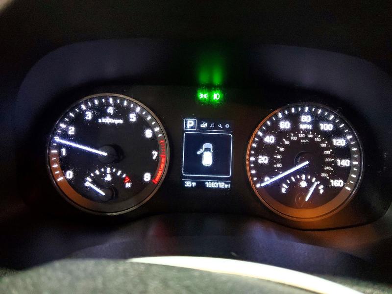 Фото 9 - HYUNDAI TUCSON