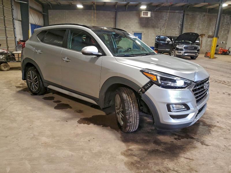 Фото 4 - HYUNDAI TUCSON