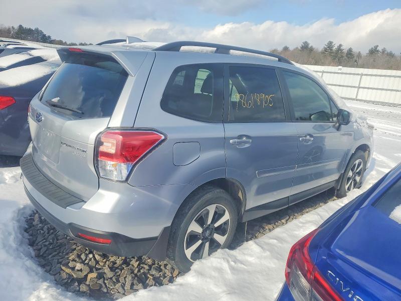 Фото 3 - SUBARU FORESTER