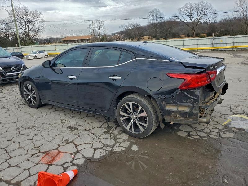 Фото 2 - NISSAN MAXIMA